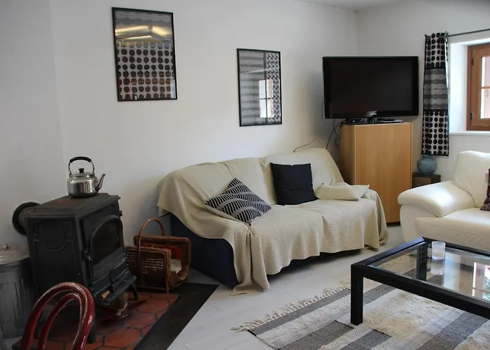 La Chaumiere De Tavou Шале Корнимон